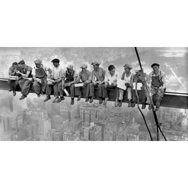 Charles C. Ebbets - New York Construction Workers Lunching on a Crossbeam, 1932 (detail)