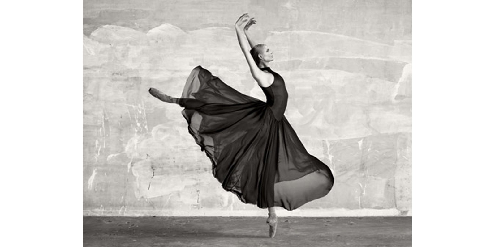 Haute Photo Collection - Ballerina Dancing